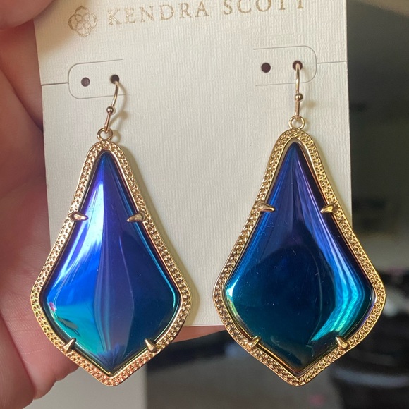 Brand New Retired and Hard to Find Kendra Scott Black Iridescent Alexandra’s